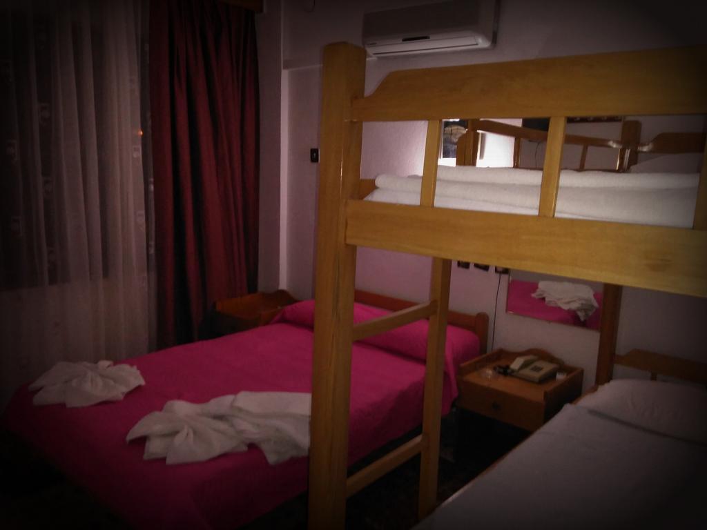 Pak Hotel - Adult Only Кушадасы Номер фото