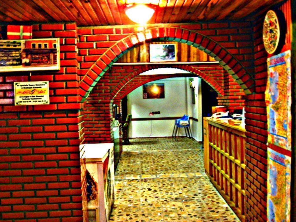 Pak Hotel - Adult Only Кушадасы Экстерьер фото