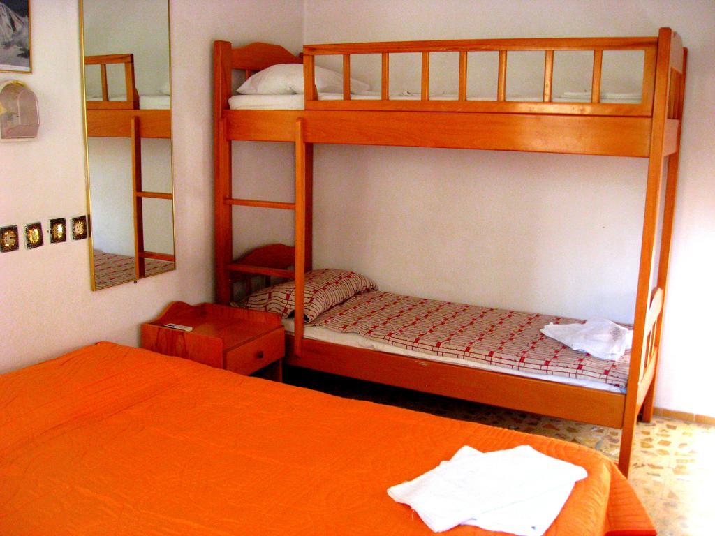 Pak Hotel - Adult Only Кушадасы Номер фото