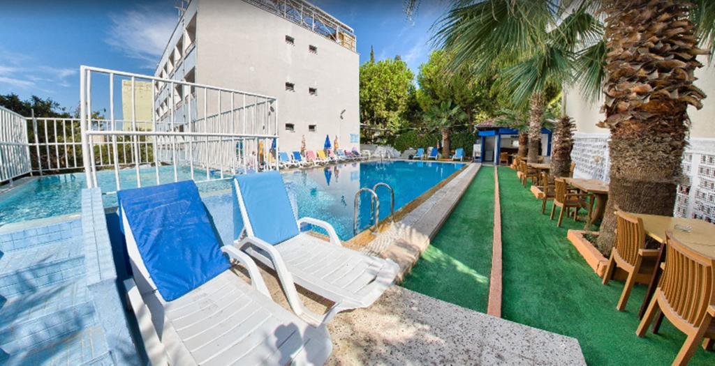 Pak Hotel - Adult Only Кушадасы Экстерьер фото